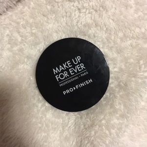 Make Up Forever Pro Finish Foundation in 120